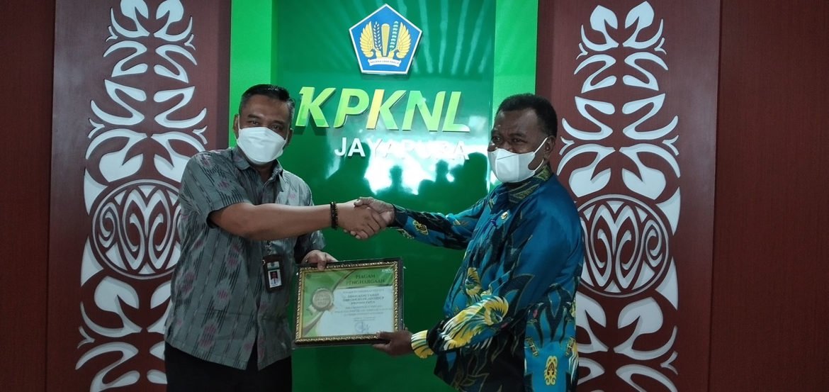 DKLH Papua Raih Penghargaan KPKNL Award 2021 - Cepos Online