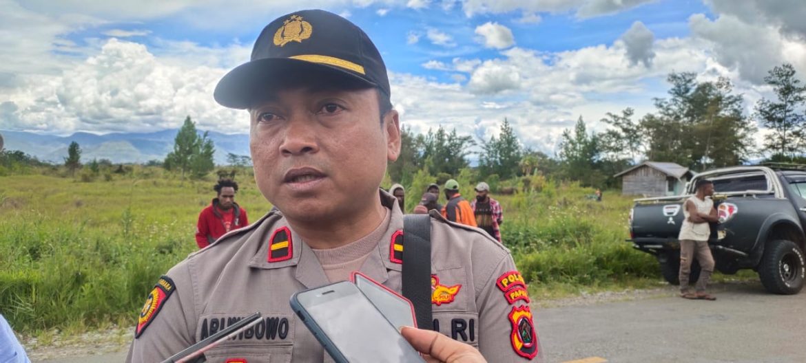 Tikam Istri Hingga Tewas, Suami Lari ke Hutan – Papuanesia.id Tikam Istri Hingga Tewas, Suami Lari ke Hutan - Cepos Online