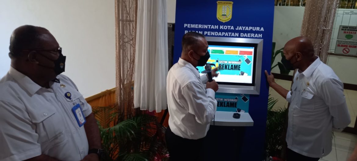 Bapenda Launching SI Reklame Berbasis  Website dan Android – Papuanesia.id Bapenda Launching SI Reklame Berbasis  Website dan Android - Cepos Online