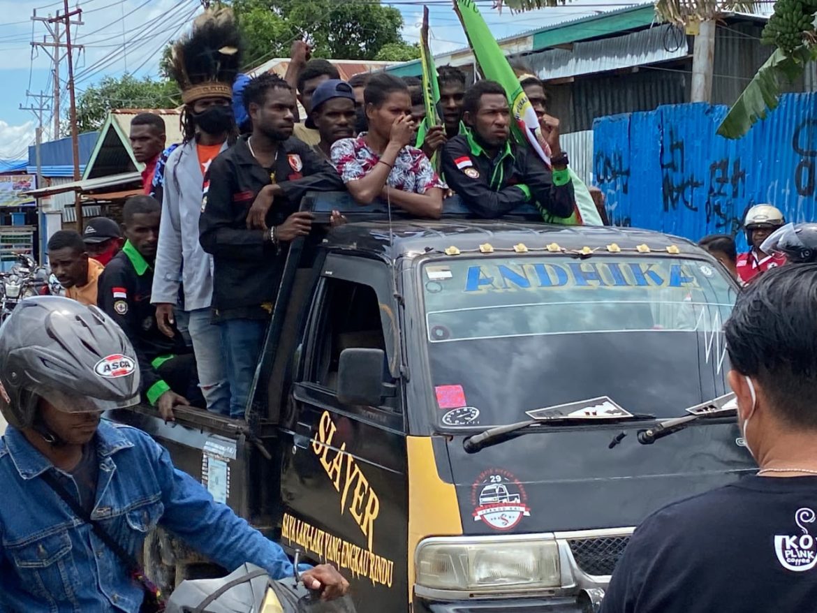 Di Merauke, Demo Tolak DOB Dibubarkan Polisi – Papuanesia.id Di Merauke, Demo Tolak DOB Dibubarkan Polisi - Cepos Online