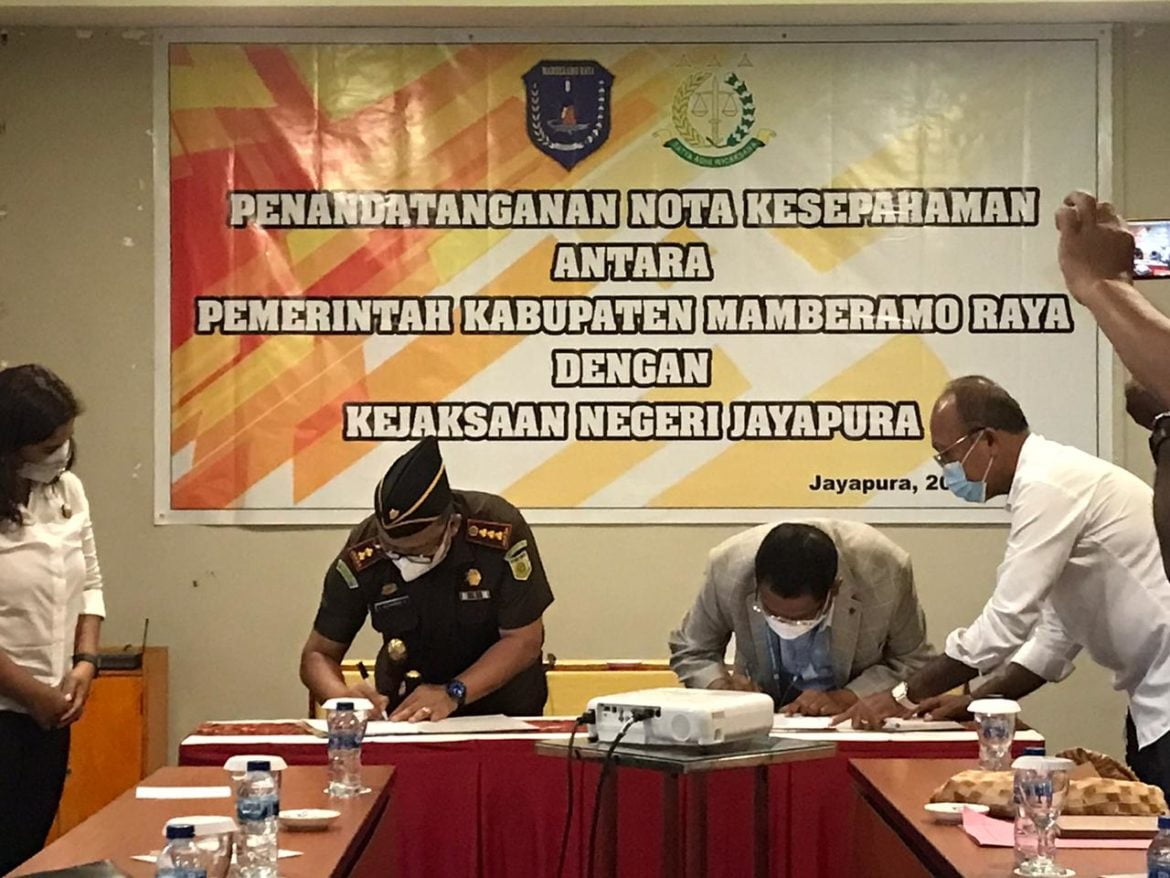Kejari Jayapura Siap Bantu Pemda Mamra Dibidang Perdata dan TUN Kejari Jayapura Siap Bantu Pemda Mamra Dibidang Perdata dan TUN - Cepos Online