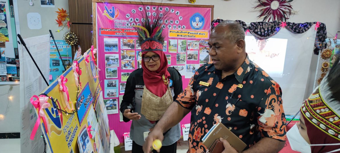 Guru Penggerak Harus Bisa Menggerakan Ekosistem Sekolah – Papuanesia.id Guru Penggerak Harus Bisa Menggerakan Ekosistem Sekolah - Cepos Online