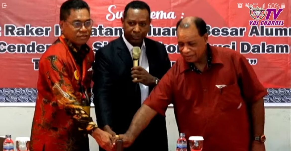 Rektor Uncen Resmi Buka Raker II Alumni Fakultas Hukum Uncen Rektor Uncen Resmi Buka Raker II Alumni Fakultas Hukum Uncen - Cepos Online