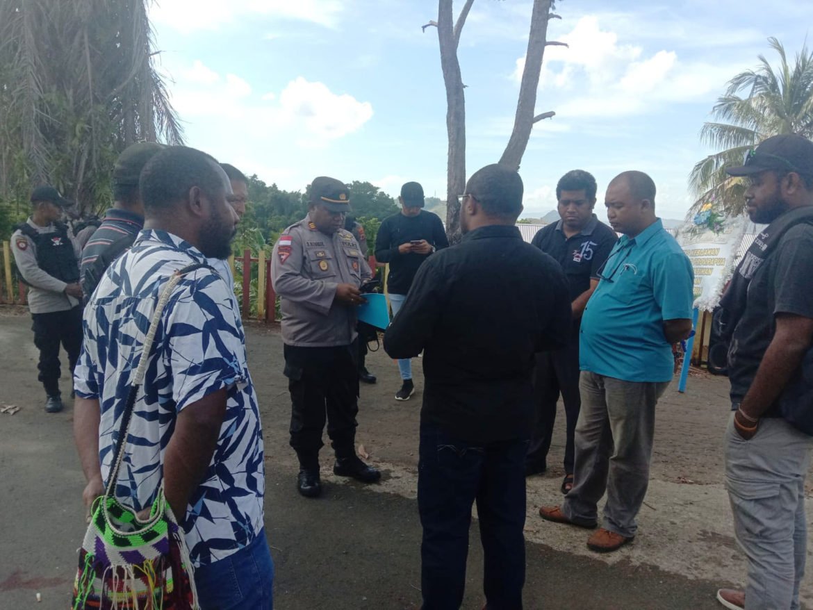 Alumni SMAN 3 Jayapura Menolak Pergantian Kepsek - Cepos Online