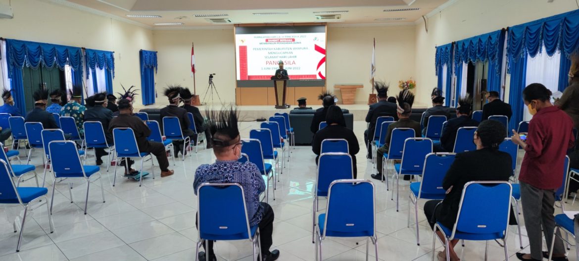 Moment 1 Juni, ini Pesan Sekda Hanna Hikoyabi  – Papuanesia.id Moment 1 Juni, ini Pesan Sekda Hanna Hikoyabi  - Cepos Online