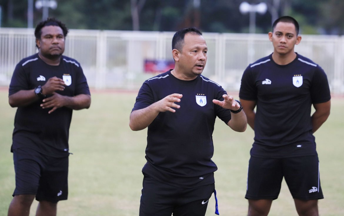 25 Pemain Sudah Dikontrak, Persipura Masih Cari Striker – Papuanesia.id 25 Pemain Sudah Dikontrak, Persipura Masih Cari Striker - Cepos Online