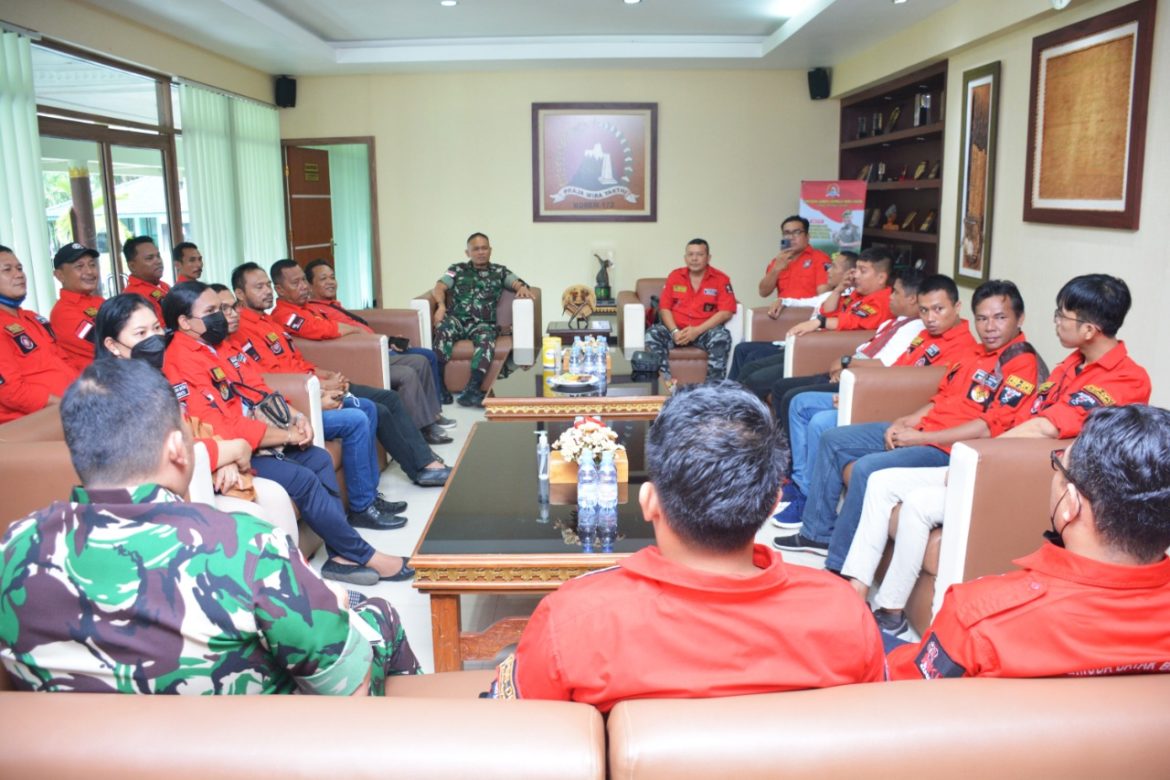 Danrem JO Sembiring Berharap PBB  Turut Serta Membangun Papua – Danrem JO Sembiring Berharap PBB  Turut Serta Membangun Papua - Cepos Online