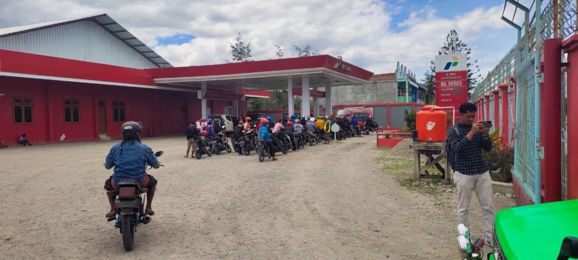 Kuota Pertalite Dikurangi, Pertamax dan Dextalite Ditambah – Papuanesia.id Kuota Pertalite Dikurangi, Pertamax dan Dextalite Ditambah - Cepos Online