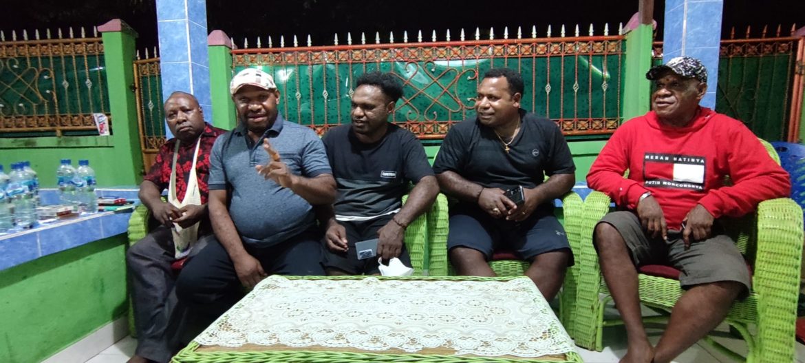 Tiga Fraksi DPRD Puncak Jaya Nyatakan Dukung DOB Papua Tengah Tiga Fraksi DPRD Puncak Jaya Nyatakan Dukung DOB Papua Tengah - Cepos Online