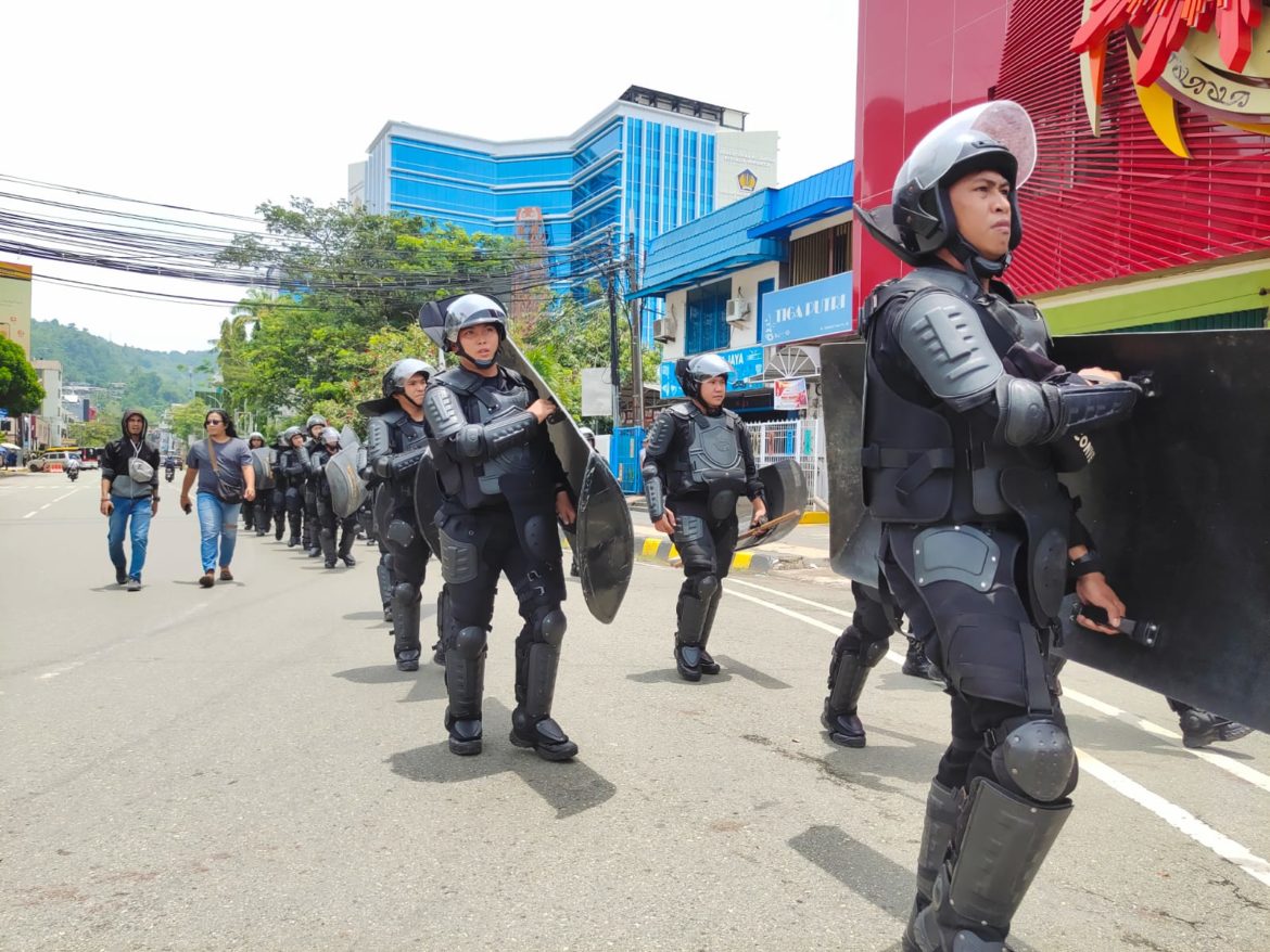 Brimob Mulai Bergerak ke Titik Nol – Papuanesia.id Brimob Mulai Bergerak ke Titik Nol - Cepos Online