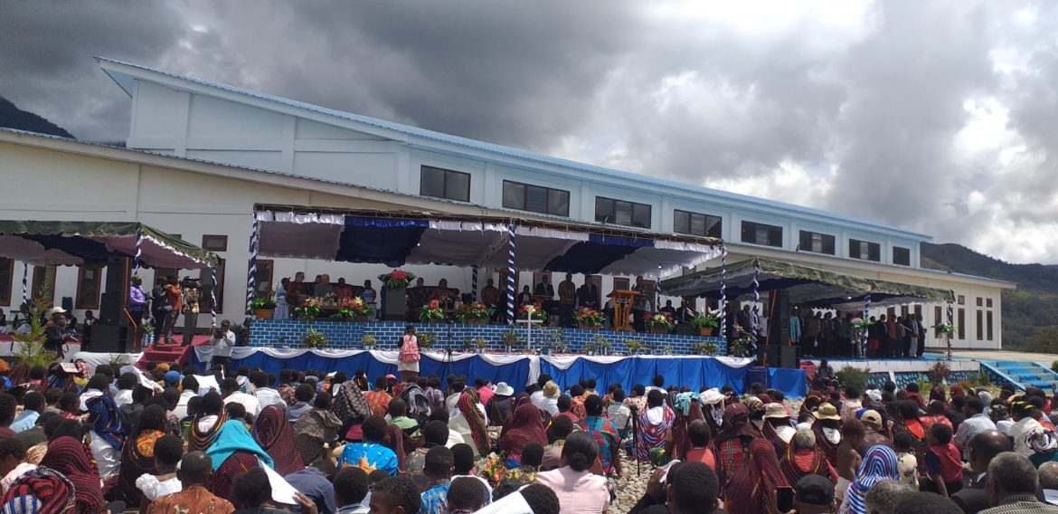 Umat Baptis Gelar Ibadah Pemulihan dan Perdamaian di Lanny Jaya - Cepos Online