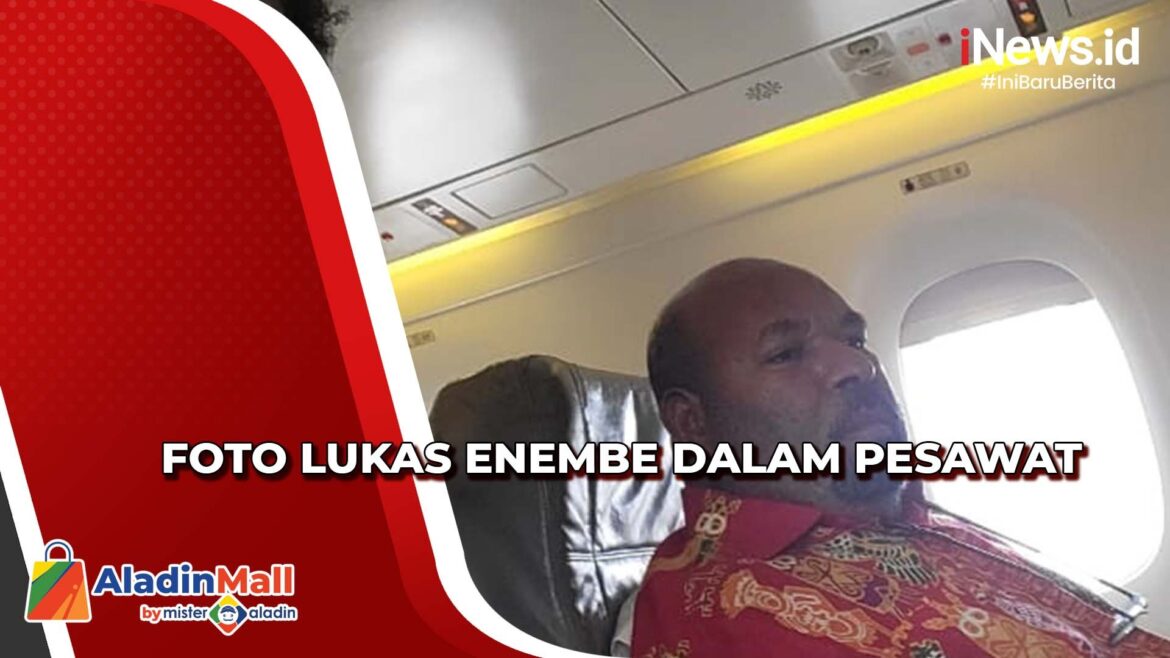 Diterbangkan ke Jakarta, Begini Penampakan Lukas Enembe dalam Pesawat